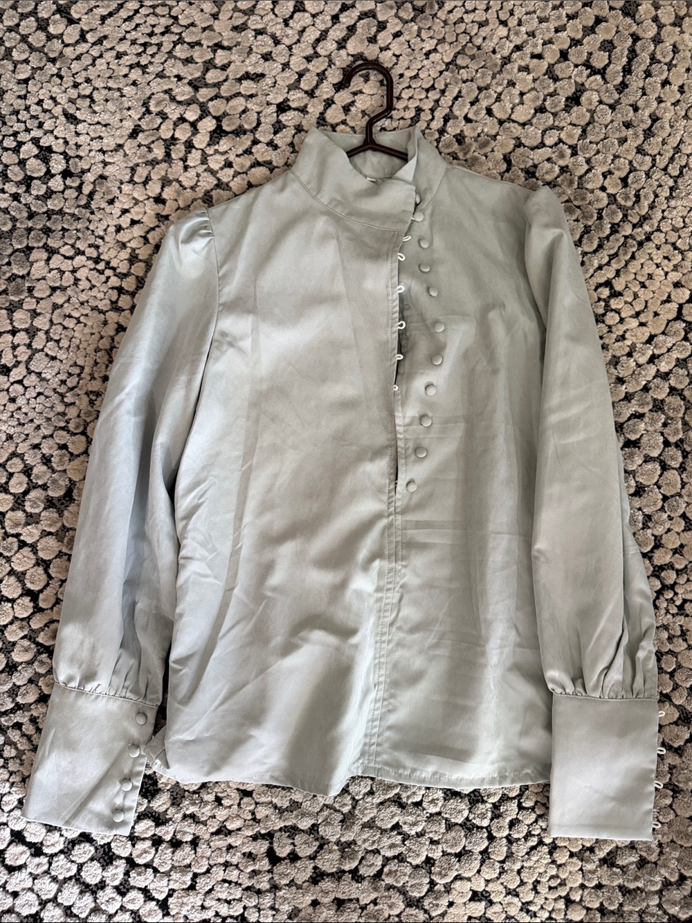 Source Unknown Pale Sage High-Neck Button-Front Blouse